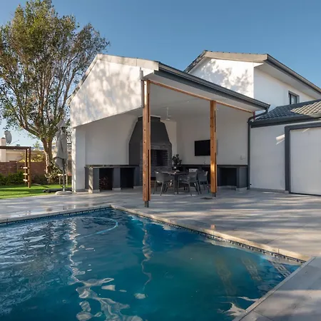 Villa Paradys - Serviced Stellenbosch Exterior photo